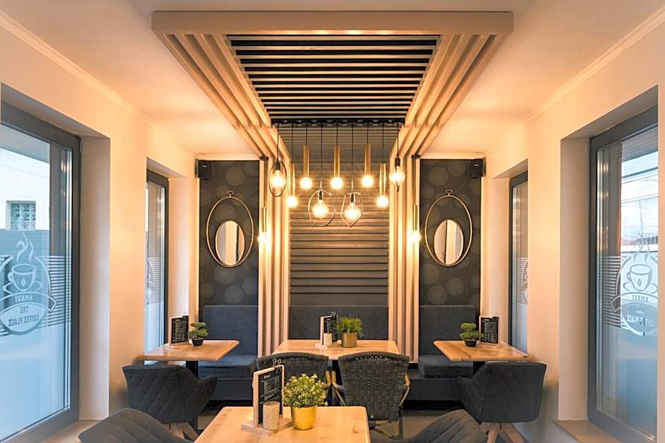 Lira Holiday Apartments