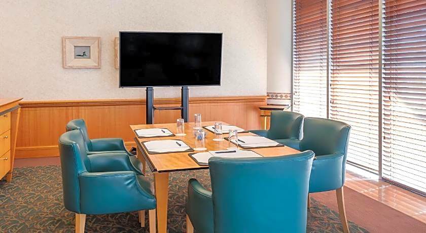 Oaks Gold Coast Hotel