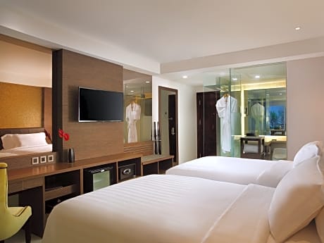 Deluxe With Balcony