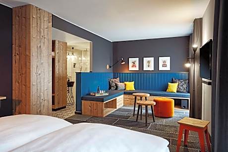 Premium King Room