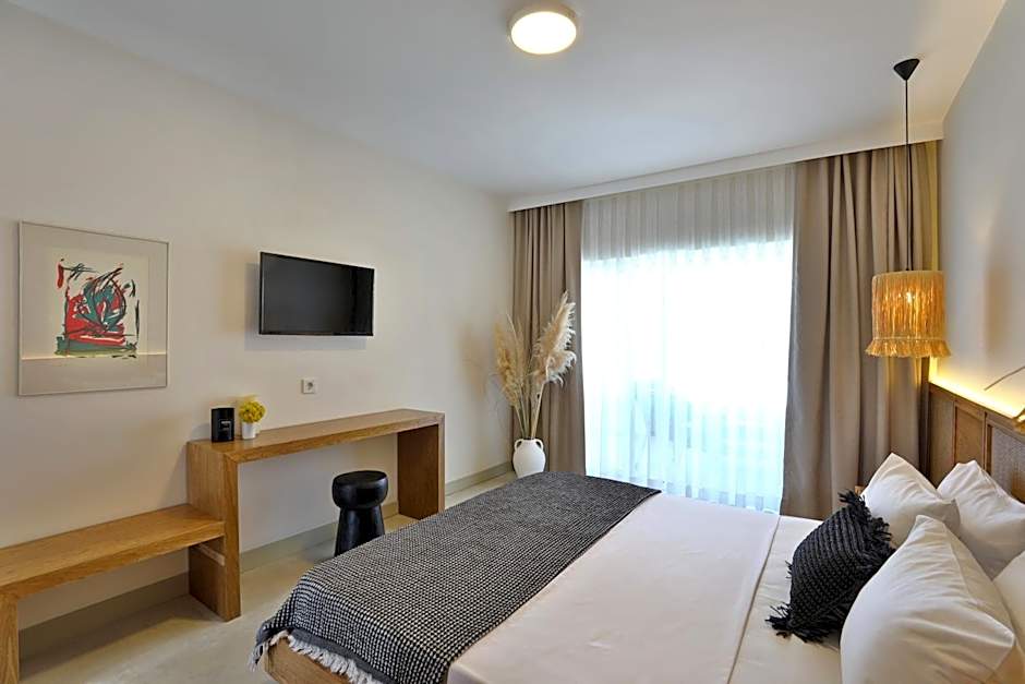 Lavinya Otel