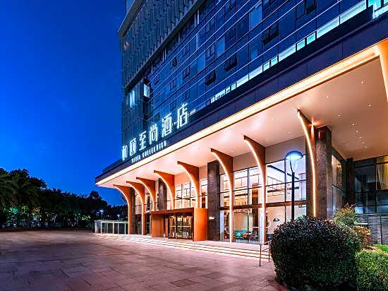 Yizhishang Hotel (Ningbo Old Bund Sanjiangkou River View Branch)