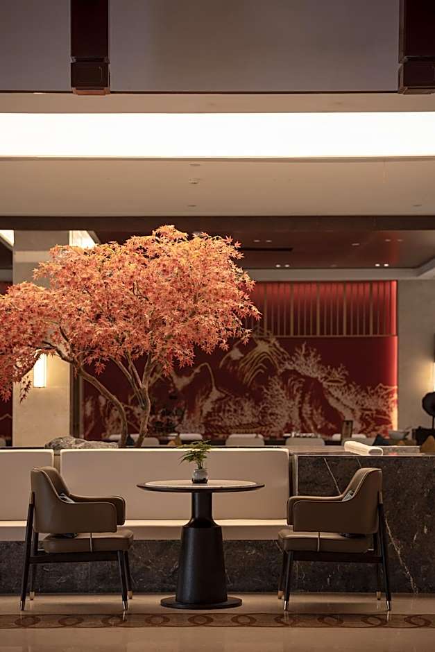 Wudangshan Jianguo Hotel