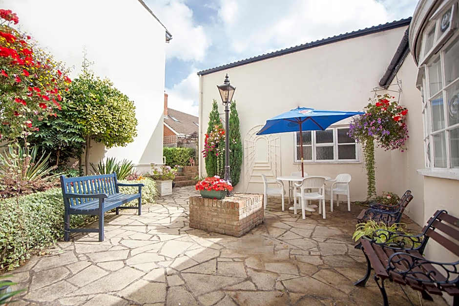 The Walnut Tree Hotel