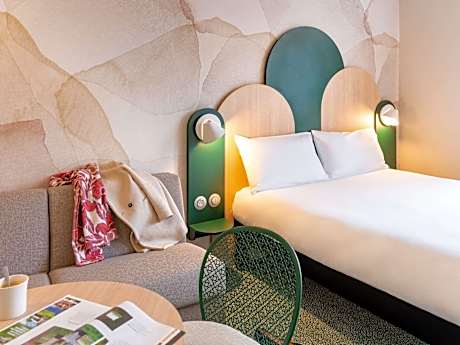 Comfort room: 1 queen-size bed and 1 sofa bed