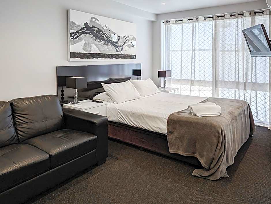 Apartments on Chapman