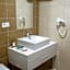 Shelby Hotel