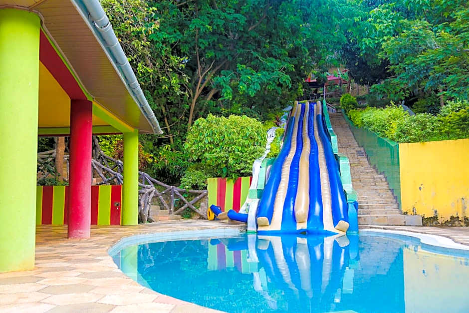 Nokras Riverine Hotel & Spa