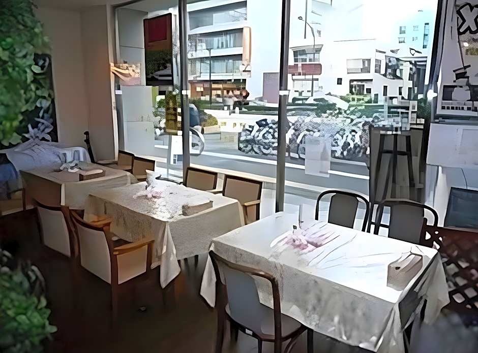 Hotel Livemax Hiratsuka Ekimae