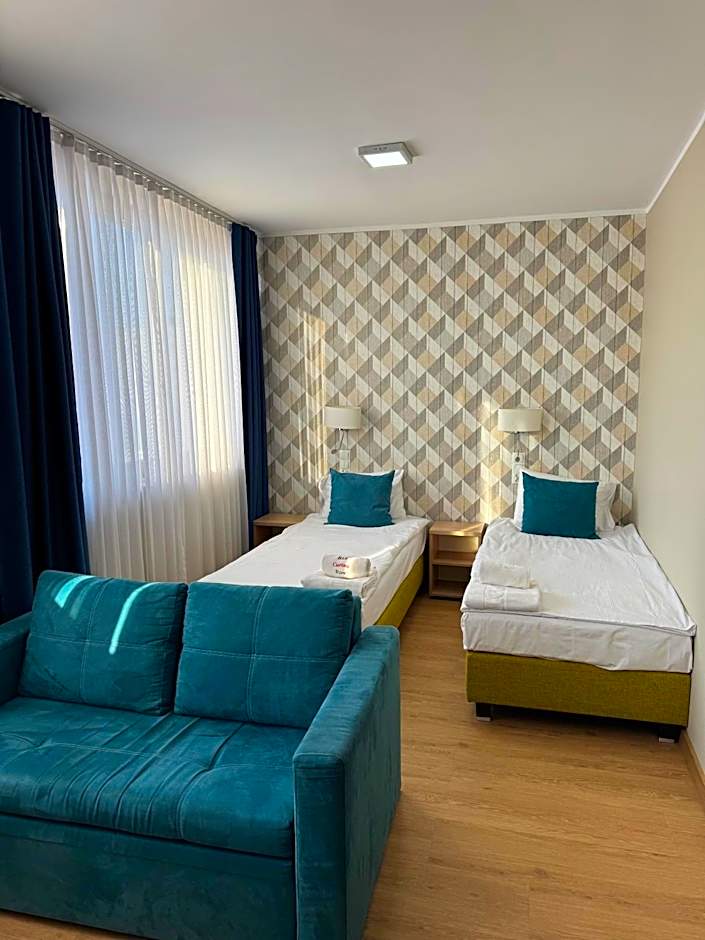 Carina Hotel