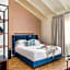 Villa Albi - Machne Yehuda Hotel