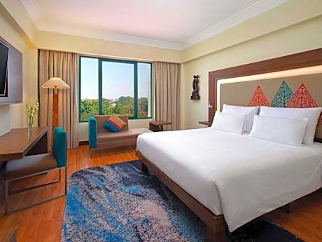 Executive Double Room with Sofa Bed