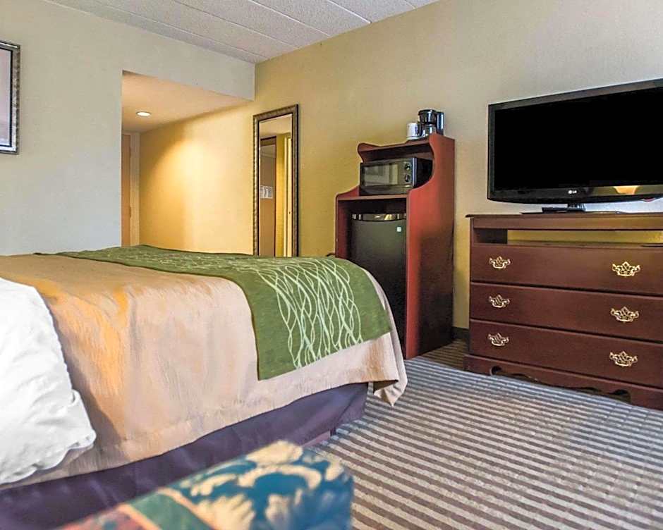 Quality Inn Mill Hall