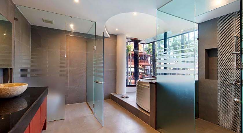 Royal Phawadee Village Patong Beach Hotel (SHA Plus)