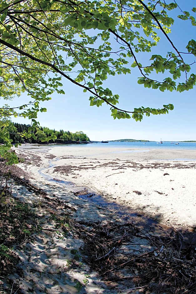 Chebeague Island Inn