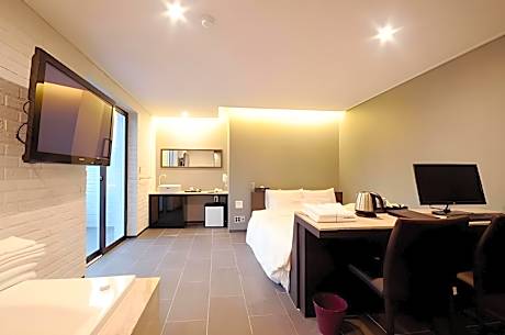 VIP Room - Walking Special