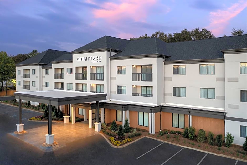 Courtyard by Marriott Dothan