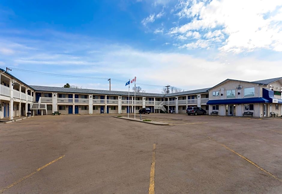 Motel 6-Camrose, AB