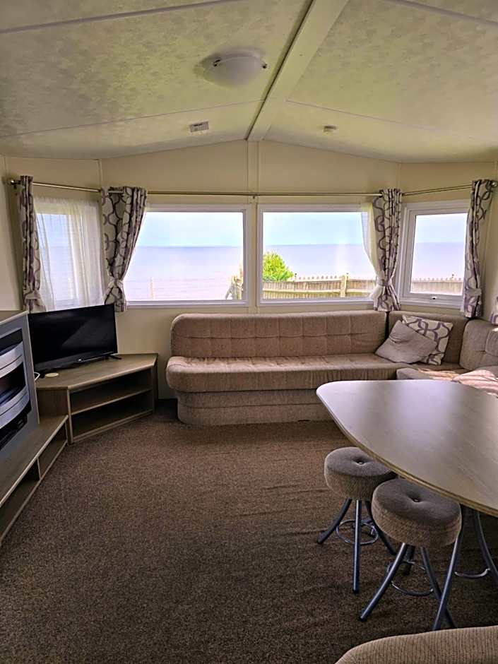 Castaways Holiday Park