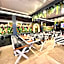 Club Karakas Apart Otel