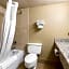 Quality Inn & Suites Des Moines - Merle Hay Road