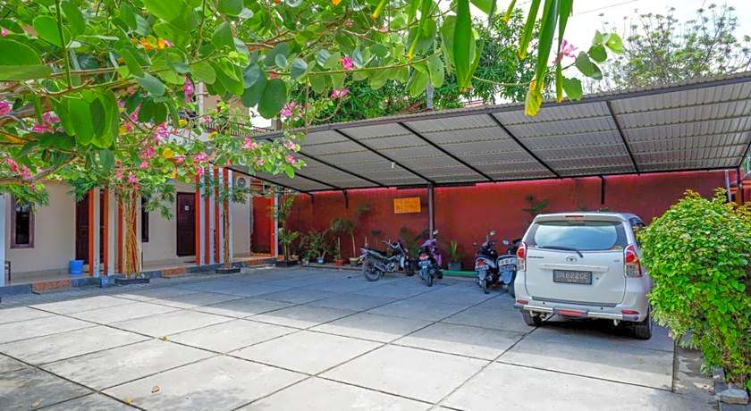 RedDoorz near Mutiara SIS Al Jufrie Airport Palu