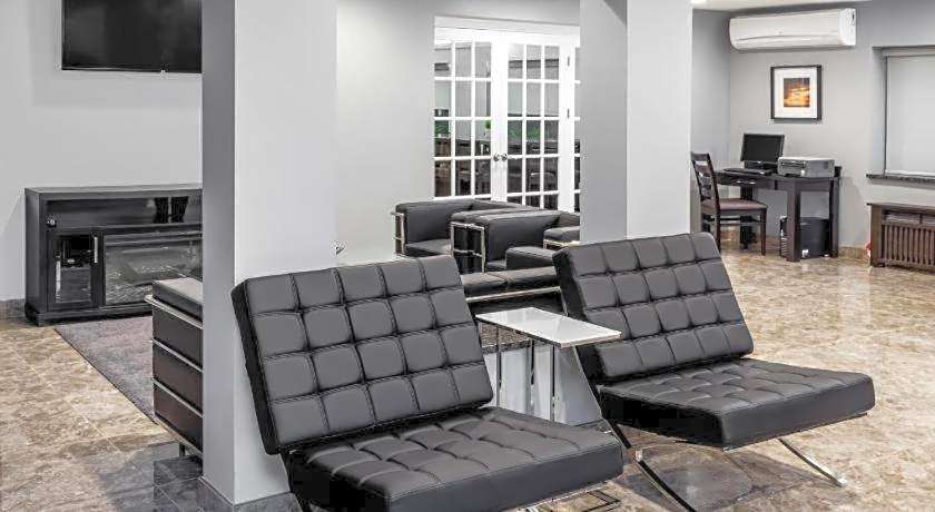 Baymont by Wyndham Glenview