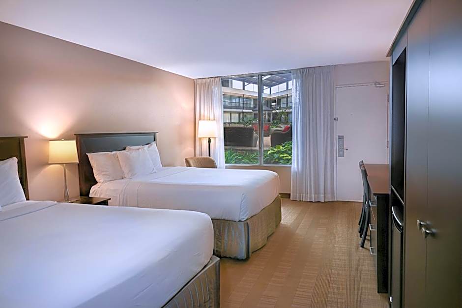 Skyline Hotel & Waterpark