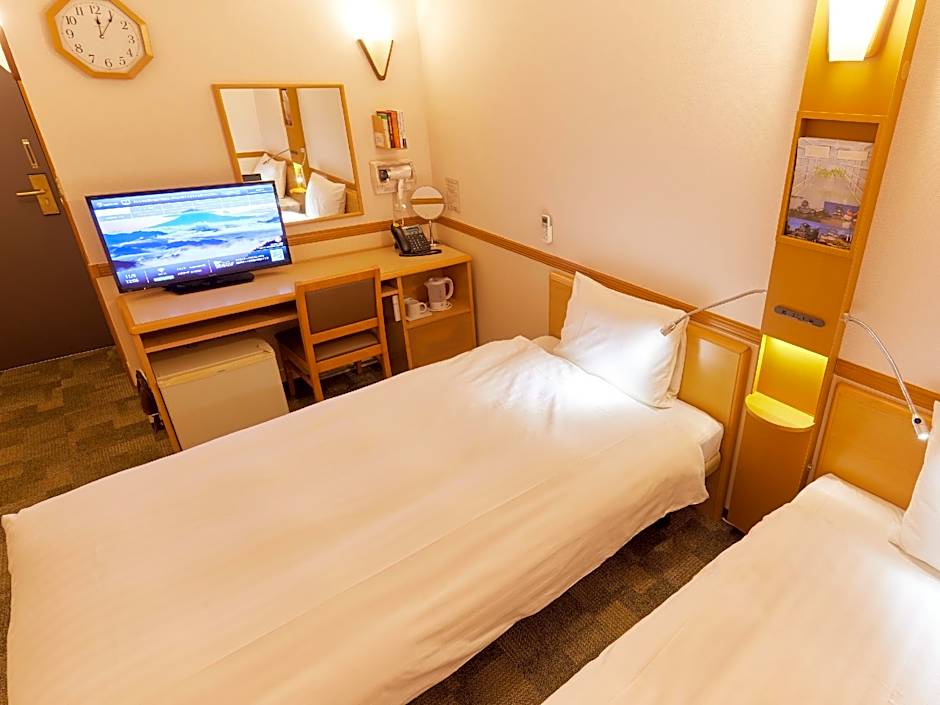 Toyoko Inn Osaka Sakai-Higashi-Eki