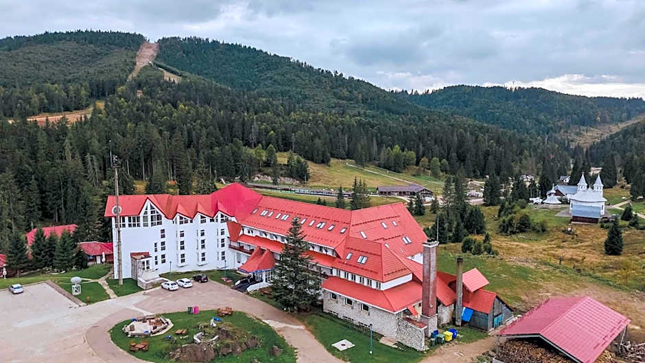 Hotel Iadolina