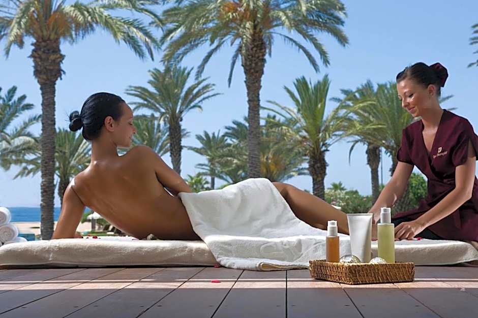 Constantinou Bros Asimina Suites Hotel
