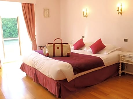 Double room-Standard-Private Bathroom