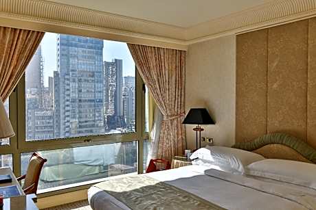 Classic Queen Room