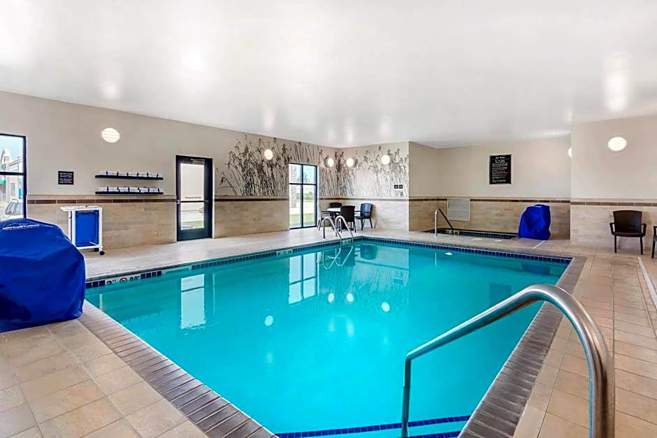 Sleep Inn & Suites Devils Lake