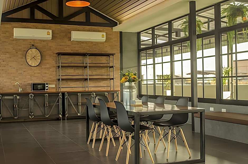 Baan Noppadol Hotel & Apartment Bangna