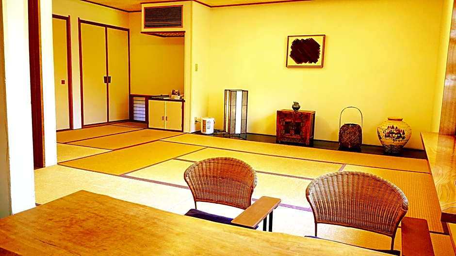 Izukogen Shirogasaki Onsen Hanafubuki