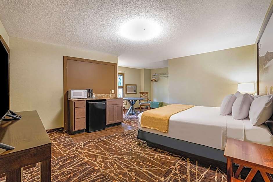 Super 8 by Wyndham Lake George/Downtown