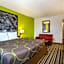 Super 8 by Wyndham Lake City