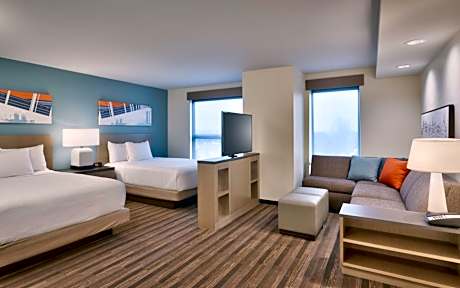 Studio Suite with Two Queen Beds, Sofa Bed and Kitchen