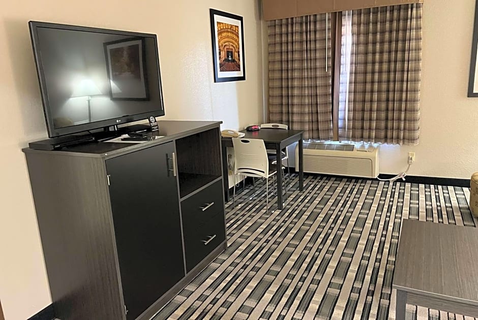 Baymont by Wyndham Champaign
