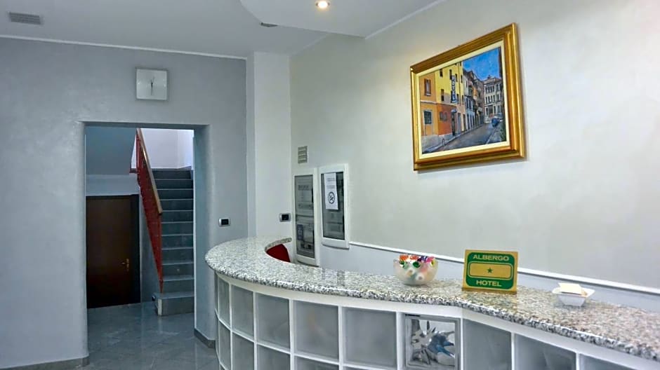 Hotel Mignon