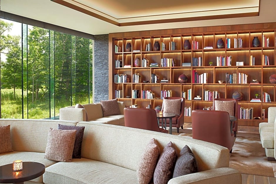 Higashiyama Niseko Village a Ritz-Carlton Reserve