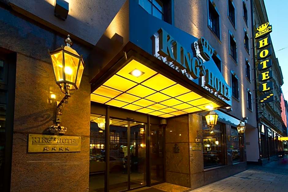 Kings Hotel First Class