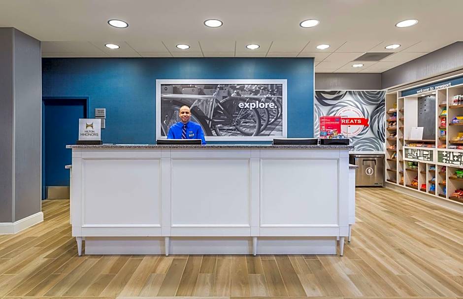 Hampton Inn By Hilton - Suites Newport-Cincinnati KY