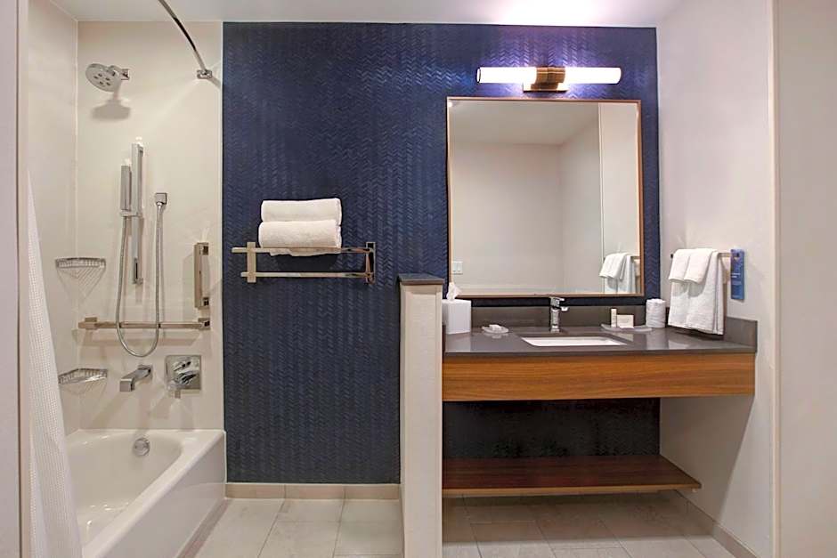 Fairfield Inn & Suites by Marriott Chicago Bolingbrook
