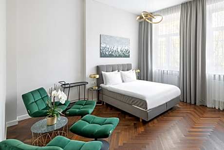 St Casimir Apartments