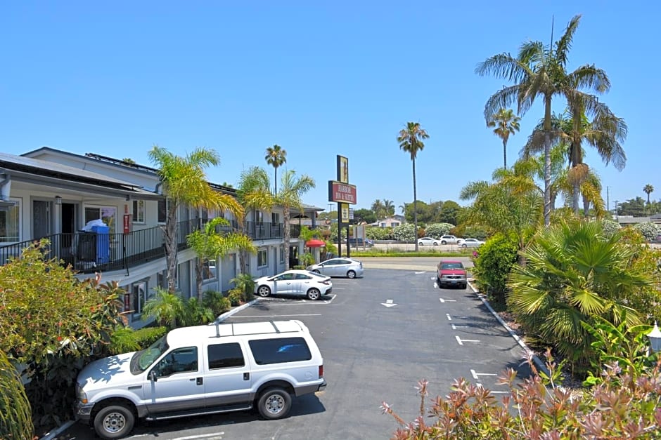 Harbor Inn & Suites Oceanside