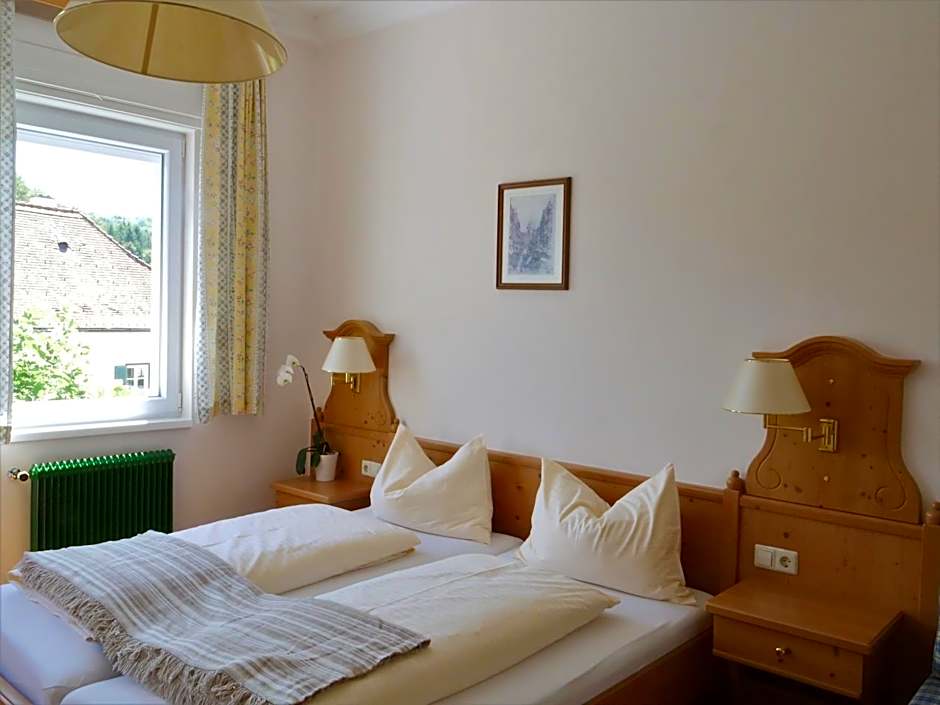 Breitenfelderhof zur Riegersburg