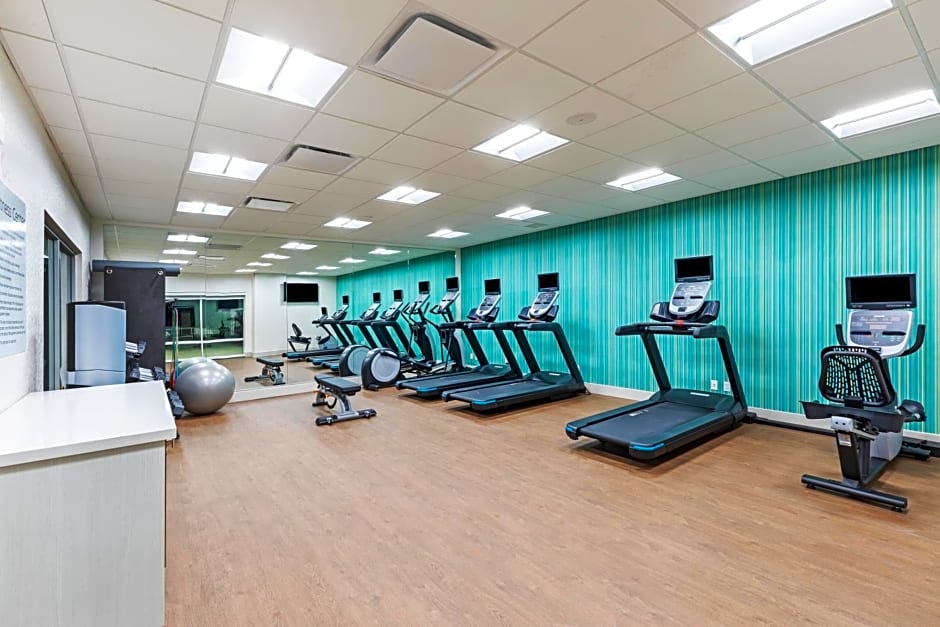 Holiday Inn Express And Suites Parsons By IHG