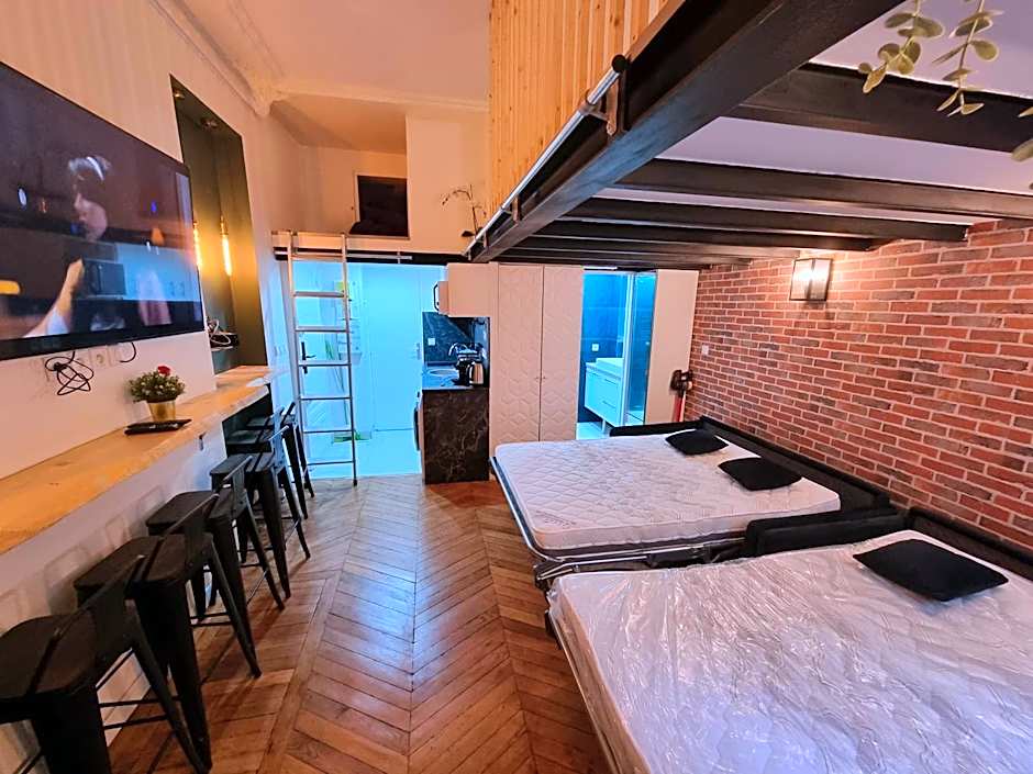 Beautiful mini Loft near Saint-Lazare